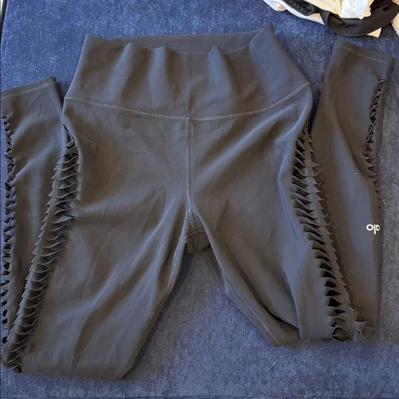 Alo Reform Leggings - Picture 2 of 6